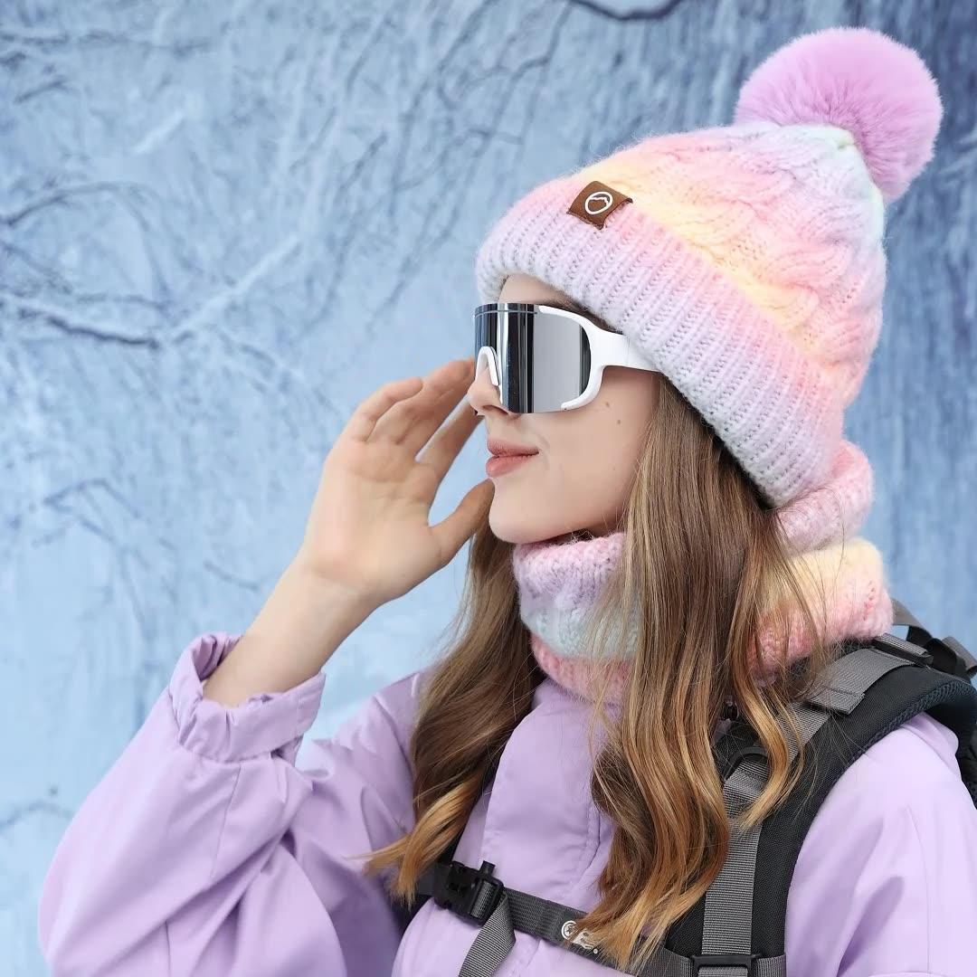 Женская теплая утепленная защитная шапка для ушей на осень и зиму — фото 3