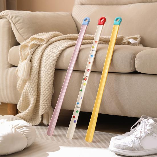 Long Handle Shoehorn Polka Dot 63cm Plastic Shoehorn Extended No Bend Shoehorn for Elderly Pregnant Women Home Use