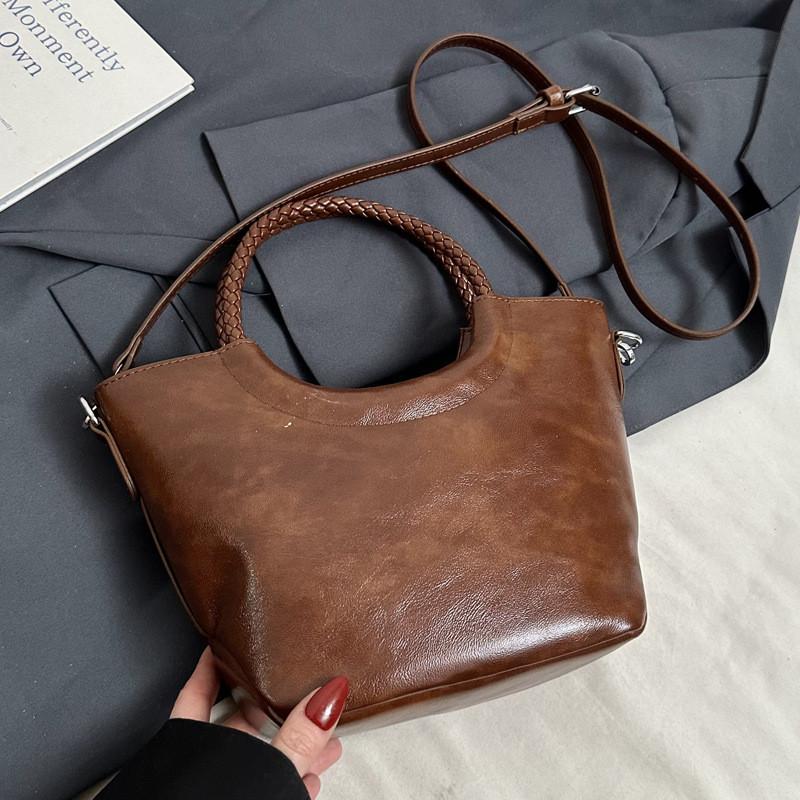 IELGY Autumn Winter Retro Fashion One-Shoulder Messenger Bag Ladies Portable Bucket Bag