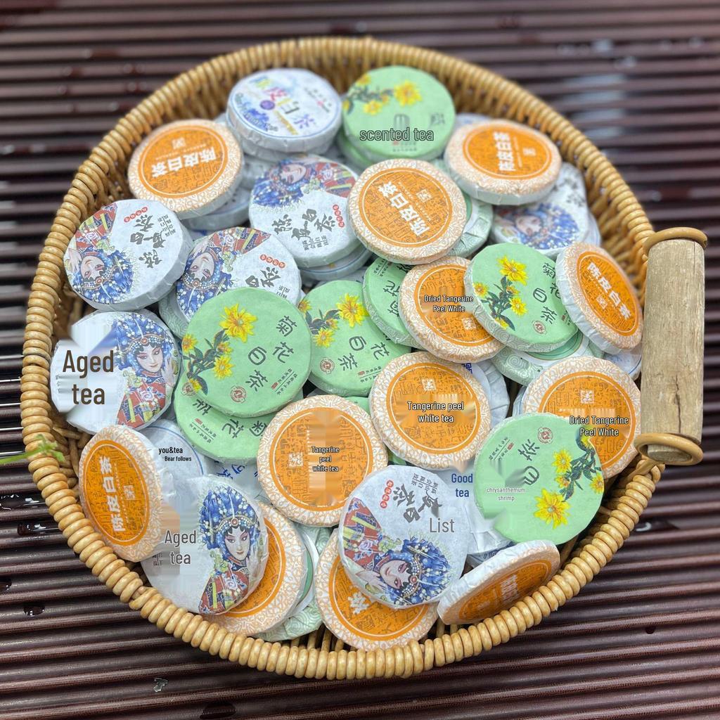 Assorted Mini Tea Cakes: 40 Varieties of Yunnan Pu-erh, Ripe, Glutinous Aroma, White, and Black Tea