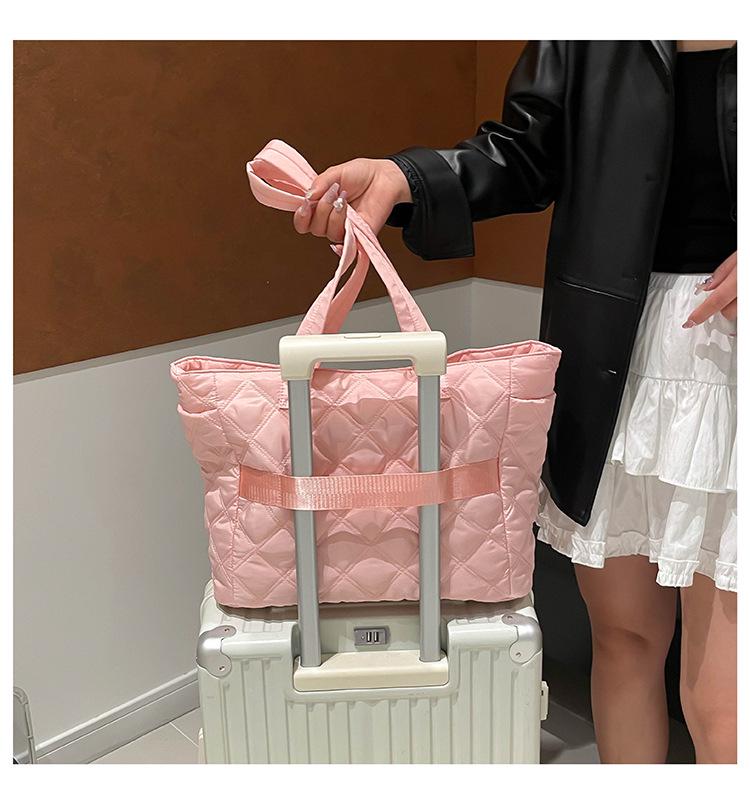 Large Capacity Cross-Border Tote Bag - Fashionable, Multifunctional, Versatile, and Casual Single Shoulder Bag