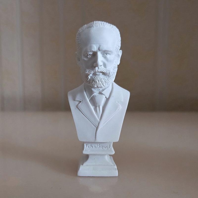 Kleine Harz-Gips-Skulptur: David & Venus Skizzenkopfmodelle