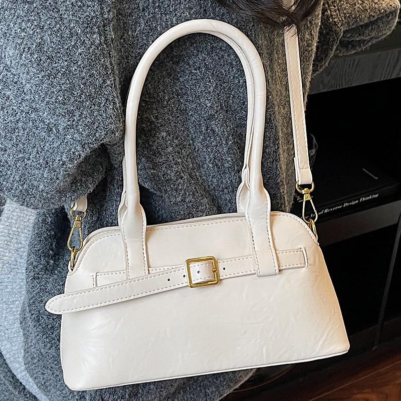 A Fashionable, Simple and Elegant Casual Single-shoulder Bag for Women with A Large Capacity Under The Armpits