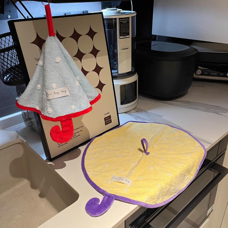 Mini Umbrella-Shaped Hand Towel, Cute Absorbent And Quick-Drying Bathroom Towel, Thickened Coral Fleece Kitchen Handkerchief