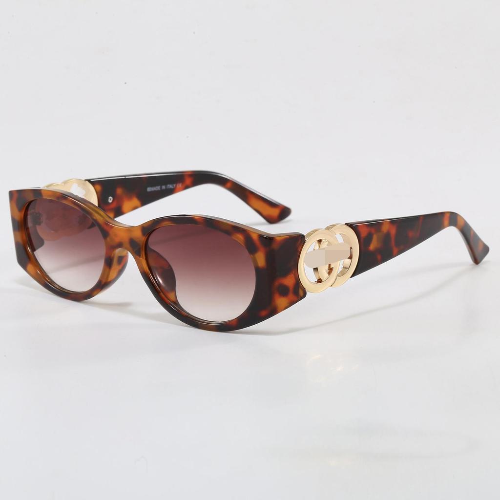 Chic Oval Women's Sunglasses - Retro European & American Style with High-end Hong Kong Flair