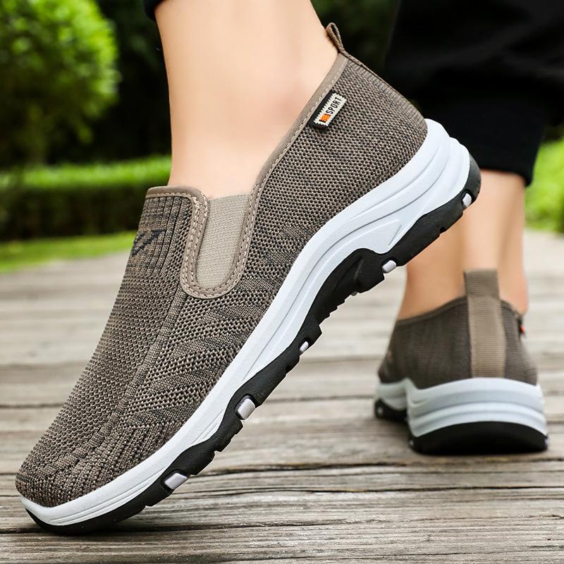 Men's shoes Men's casual shoes Breathable mesh shoes Soft sole Comfortable father shoes One pedal Men's single shoes Versatile flying woven shoes