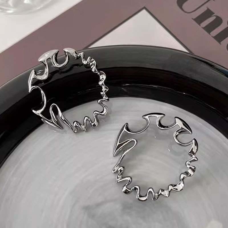 Fashion Metal Irregular Big Circle Hoop Earring For Women Exaggerated Silver Colour Twisted Personality Earrings Jewelry