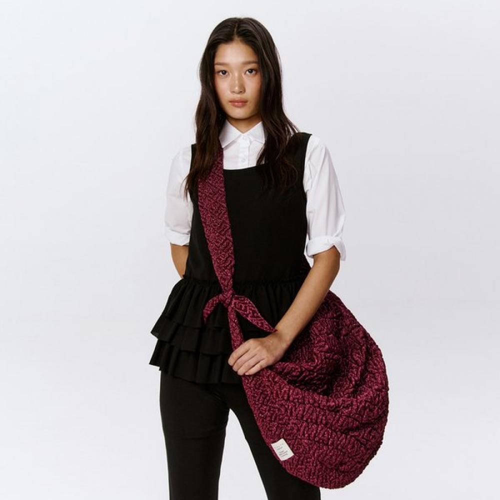 

Pleatsmama Big Blooming Bag Plum Single option