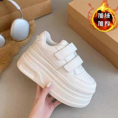 Fleece, Thickening and Heightening, Super Thick-soled Little White Shoes for Women's Winter New High-end Board Shoes, Casual Sports Shoes
