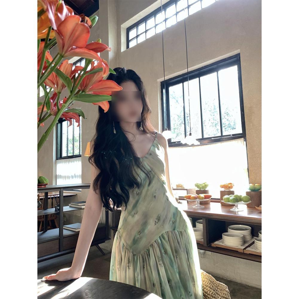 Temperament Sleeveless Floral Dress Women's Summer New Fashion Seaside Vacation Pinch Waist Suspender Dress