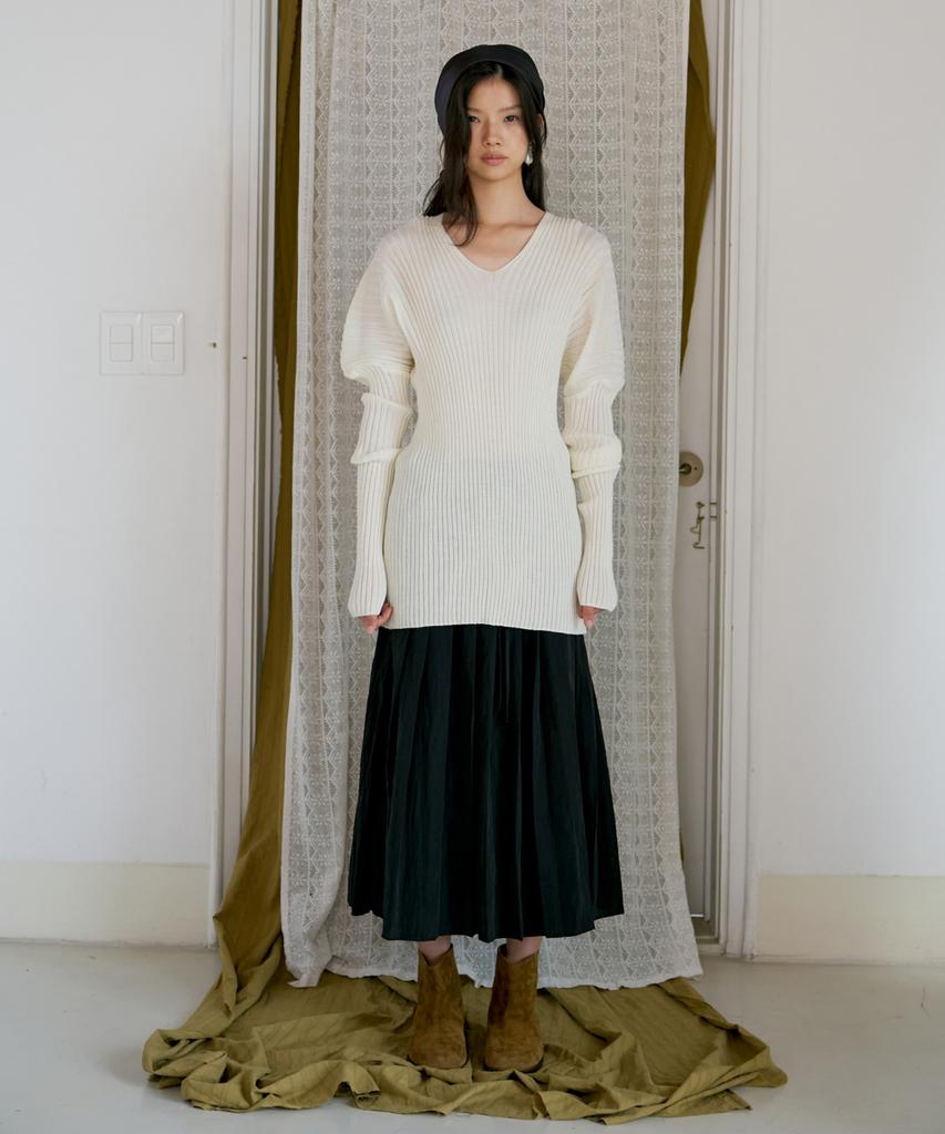 Poeteuseoul Line Ribbed Knit_Ivory