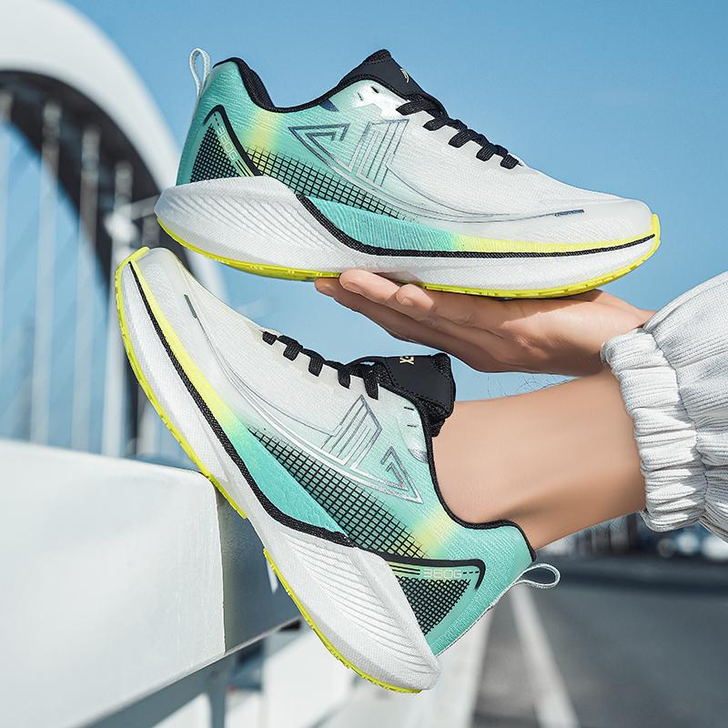 Fashion Outdoor Sneakers For Man Women Hiking Thick Soles Light Weight Breathable Cushion Trainers Jogging Workout Athletic