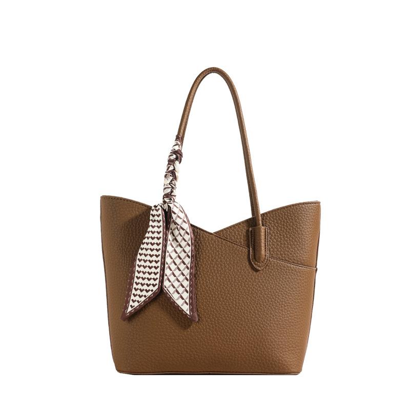 Large-capacity bag women's 2025 new high-end college student class shoulder bag women's portable commuter tote bag