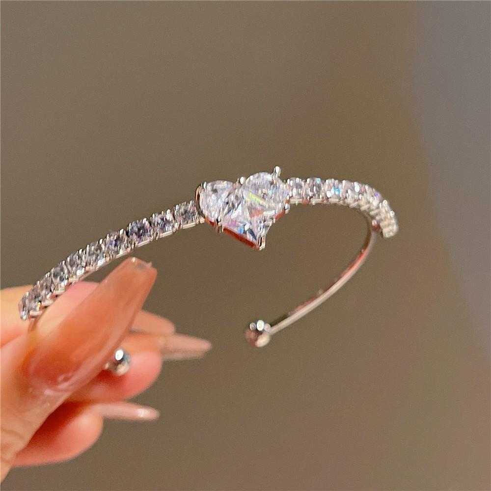 Exaggerated Niche Design Sense Metal Round Bracelet Geometric Personalized Bracelet