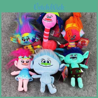 Bebek ve Peluş Oyuncaklar – Çizgi Film Karakterli Yumuşak Oyuncaklar