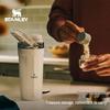 STANLEY Borraccia Sportiva Shaker Isolante in Acciaio Inossidabile