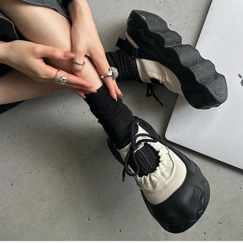 Women Fashion Casual Sneakers 35-40 Yards New Summer Round Head Thick Bottom Hollow Breathable Bread Shoes Baotou Half Slippers