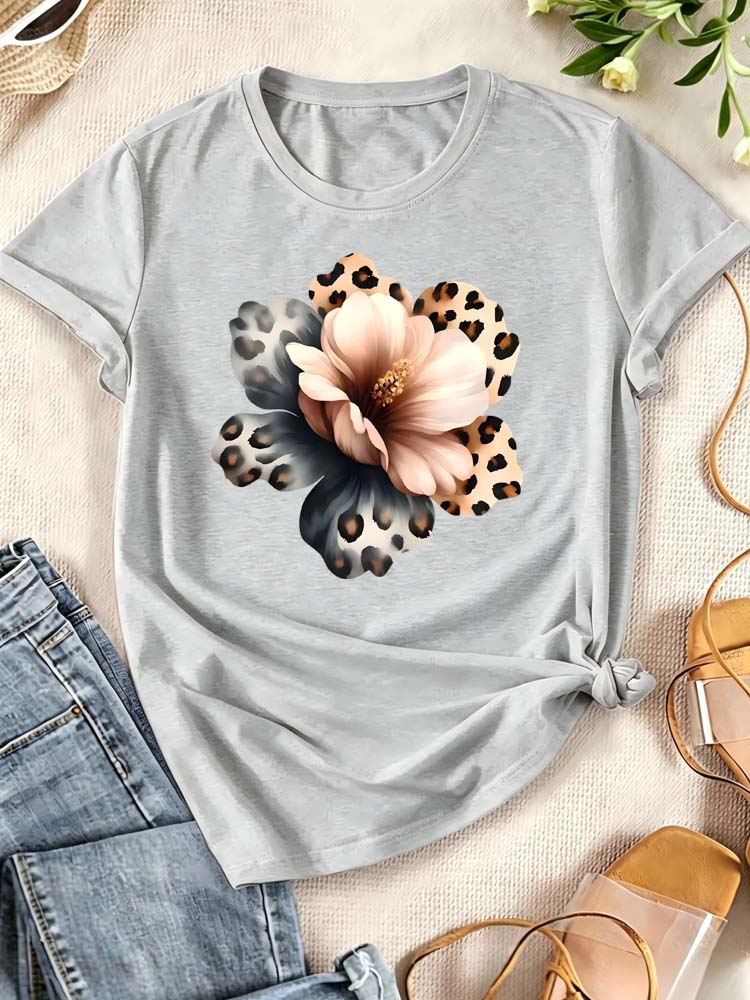 Watercolor Leopard Print Flower Women T-shirt Fashion Graphic Clothing Funny Harajuku T-shirt Female Clothes Tops