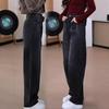Women's Curved-Blade Wide-Leg Jeans, Autumn/Winter 2025 Trend.