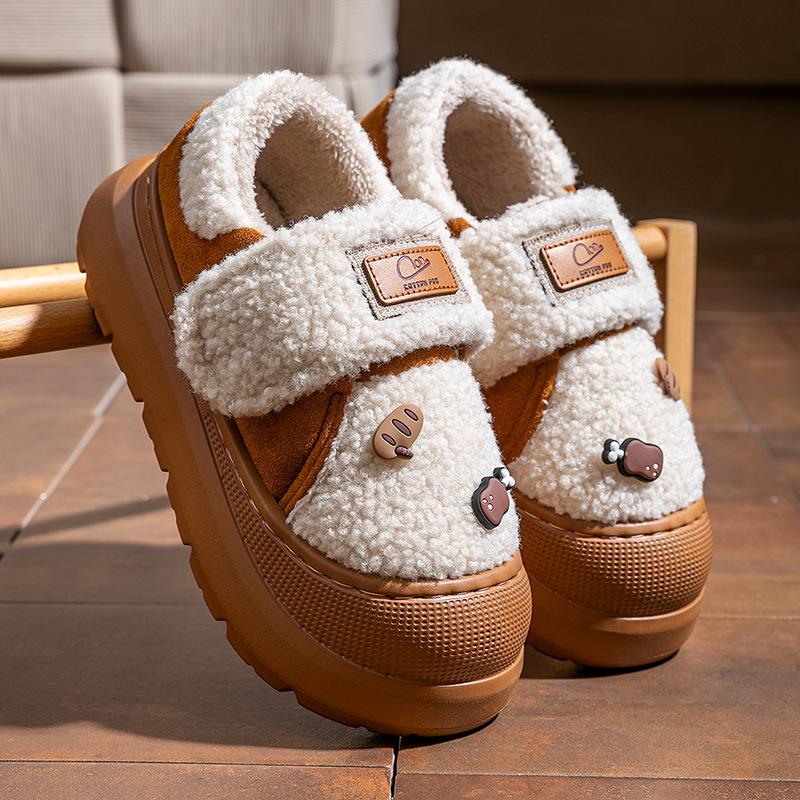 Fashion Cute Thick Bottom Plush Casual Shoes Women 2025 Winter Chunky Platform Eva Sneakers Cartoon Decoration Designer Cotton Shoes