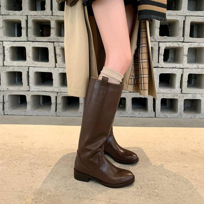 Autumn and Winter Women's Leather Boots Medium Heel Large Size Women's Boots Cowhide Big Tube Circumference Knight Boots New Rubber Sole High Boots W