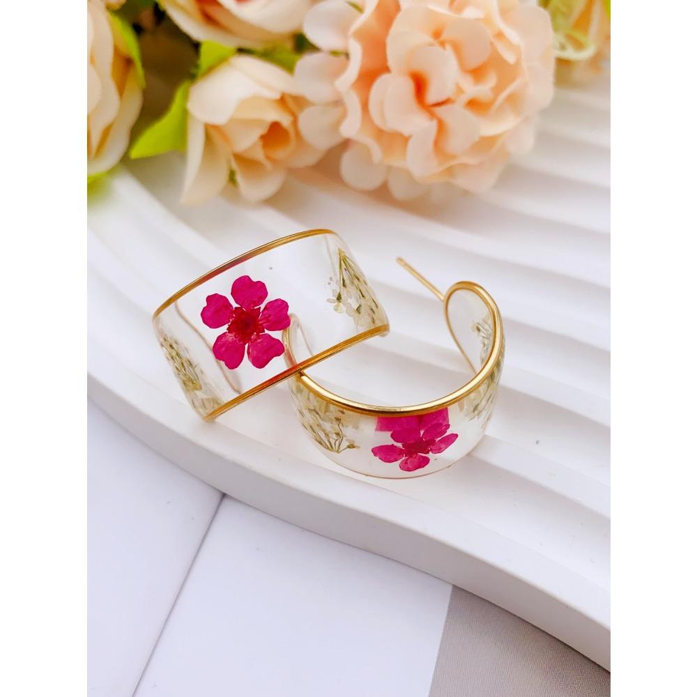 Transparent Resin Dried Flower Earrings for Women, Trendy C-shaped Floral Hoop Earrings, Perfect for Daily Wear
