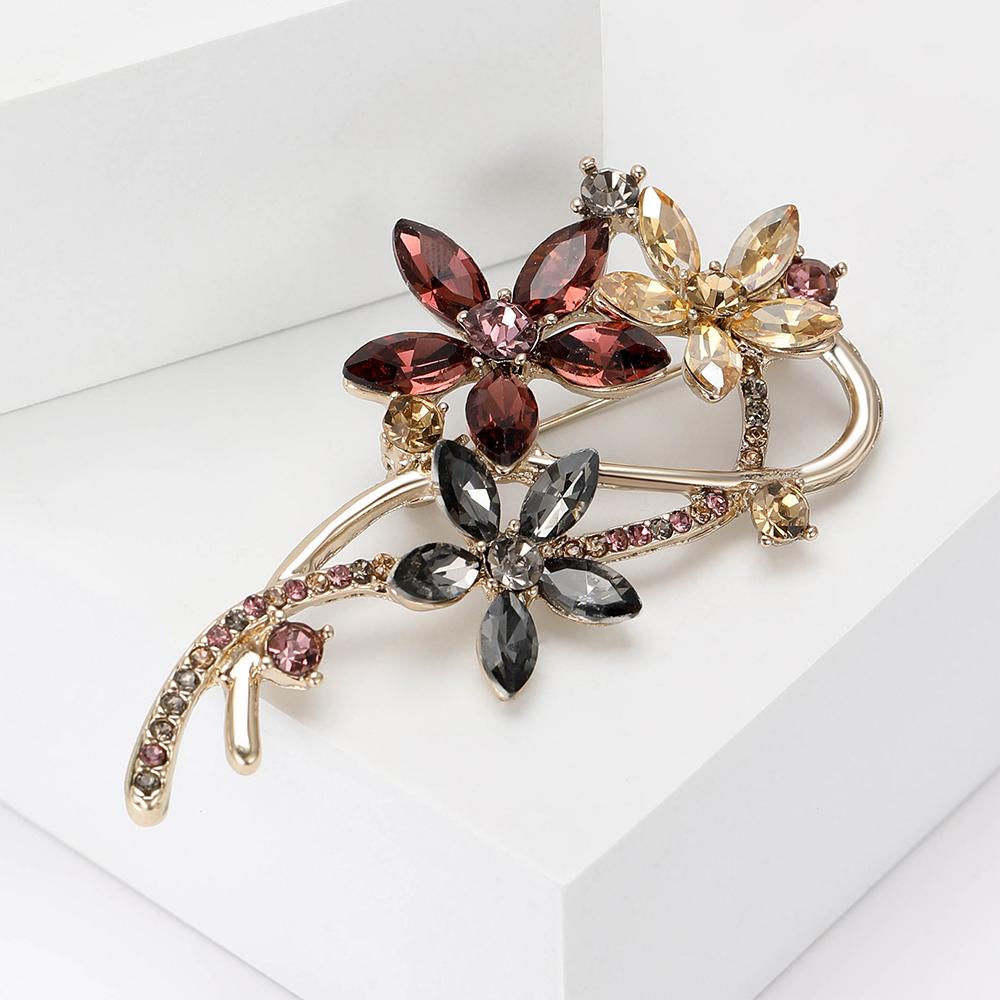 Womens Crystal Flower Brooch Pin Vintage Rhinestone Brooches Wedding Lapel Gifts