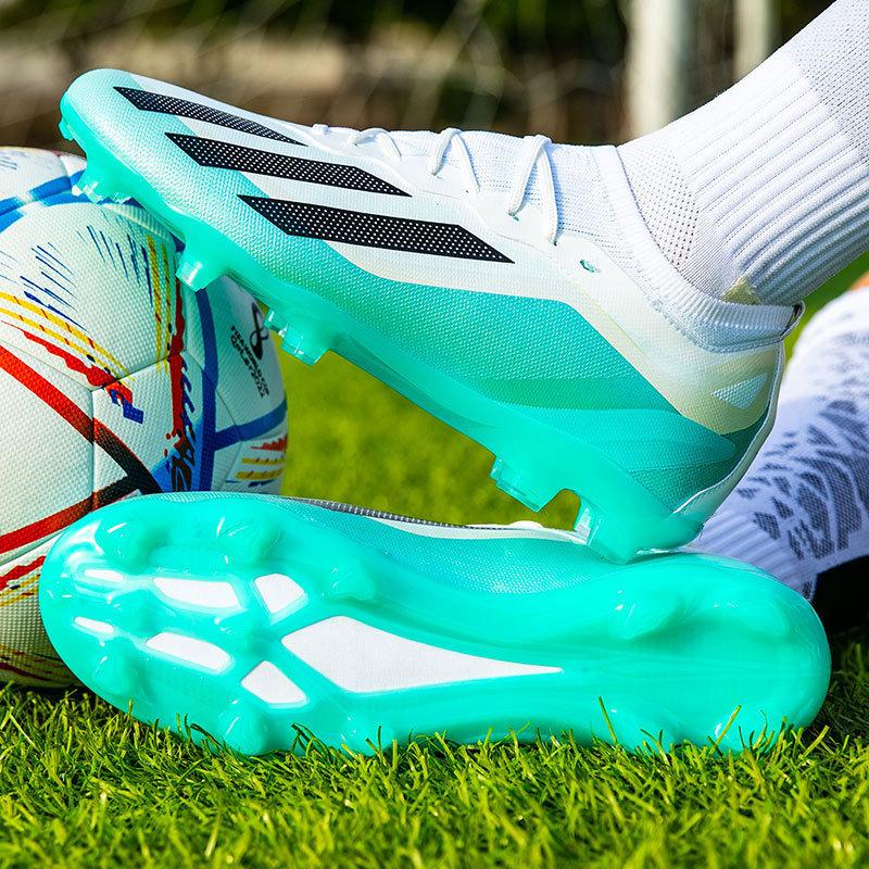 2025 seamless fly-woven football shoes men's low-top long nails grass broken nails youth student training sports shoes