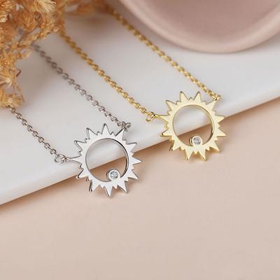 Sun Necklace Women's Temperament Simple Personality Versatile Niche Design Sense Clavicle Chain New Style
