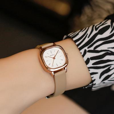 Small Square Watch, Simple and Fashionable Square Women's Watch, Temperament Quartz Belt Women's Watch