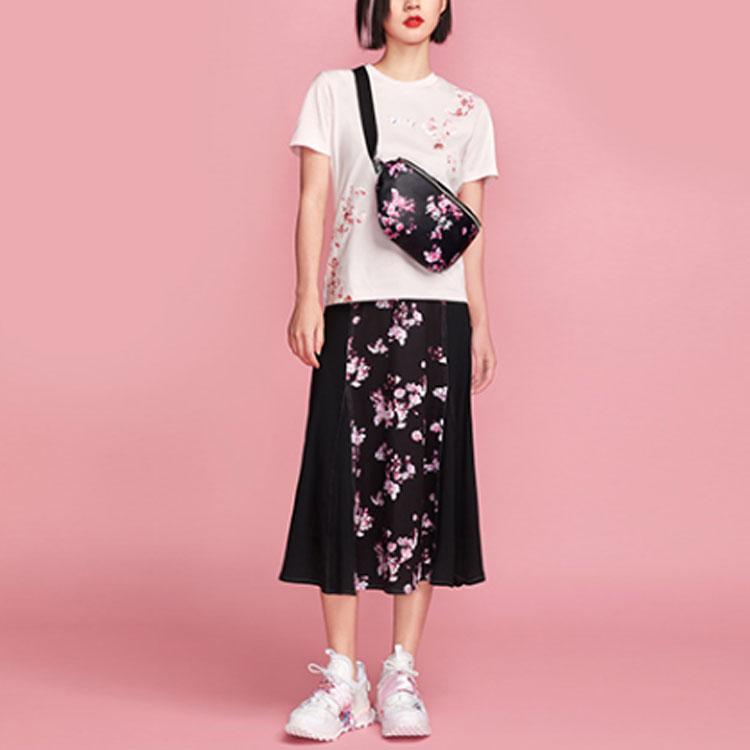 Camiseta Manga Curta Gola Redonda Estampa Sakura Li Ning Feminina Tops Rosa AHSR626-2