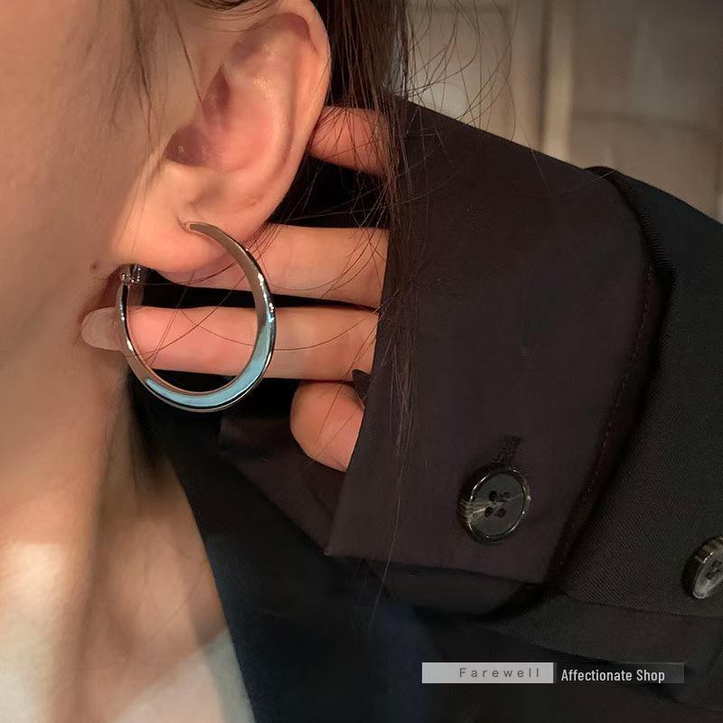 

Trendy European & American Style Disco Earrings: Chic, Cool, & Sexy for Women
