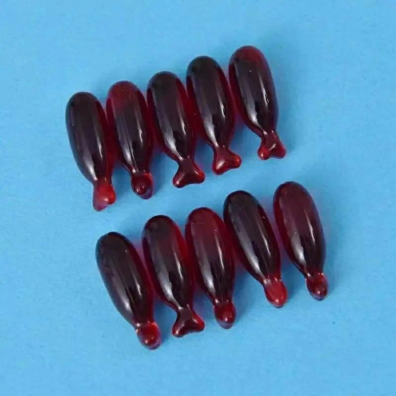 10 Pcs Fake Blood Capsules Party Props Toy Artificial Spoof Halloween Cosplay Starch Bloody Tool for Makeup Decorations Plasma