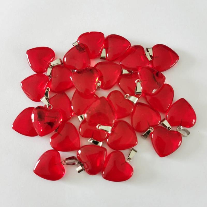 Red Heart Charm Pendants Fashion Small Glass Pendant Jewelry DIY Accessories for DIY Necklace Bracelet Jewelry Crafts