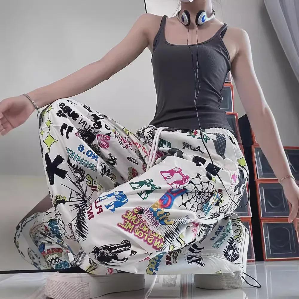 Unisex-Cargohose mit handbemaltem Graffiti-Camouflage-Muster