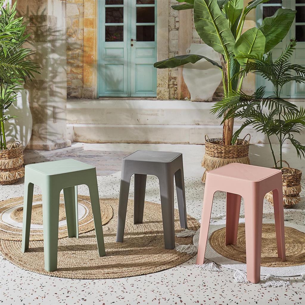 Spectra stool, grey, made of minimalist plastic, 47