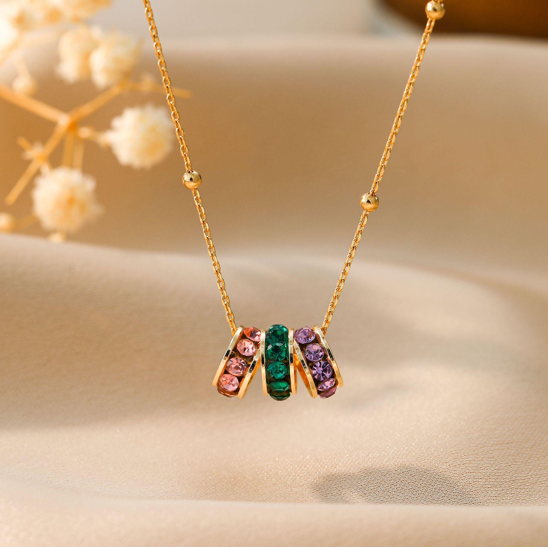 

Micro Set Three Zircon Hoop Earrings Dopamine Light Luxury Ear Cuff Delicate Vintage 18K