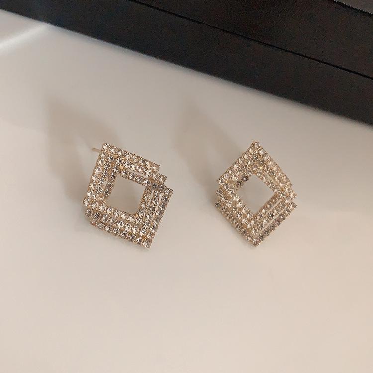 

Классические серьги-пусеты из серебра 925 пробы в корейском стиле 2024 года, дизайн в виде ромба с полной бриллиантовой отделкой Color Preserved Gold золотой