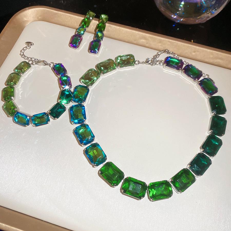 Elegant Rhinestone Geometric Earring and Necklace Set with Color Block Design