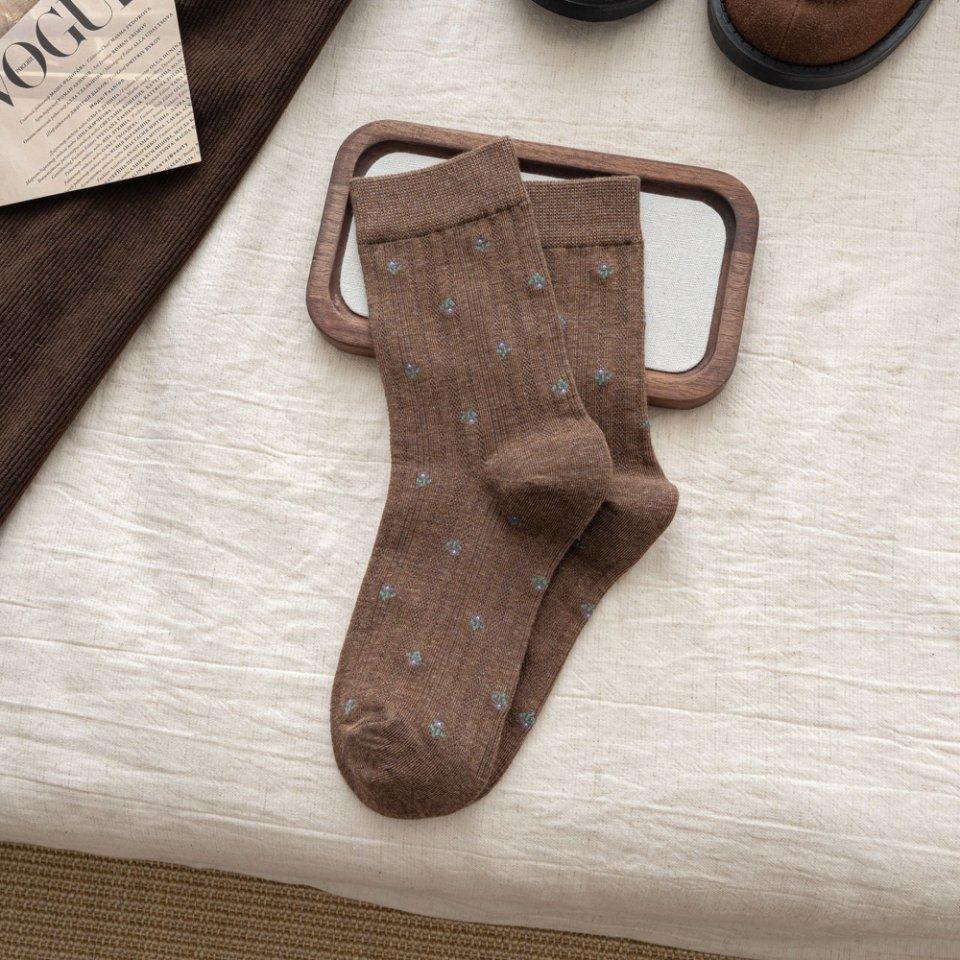 Boneless School-style Retro Small Floral Socks for Autumn and Winter, Trendy Mid-calf Socks for Women, Versatile Pile Socks