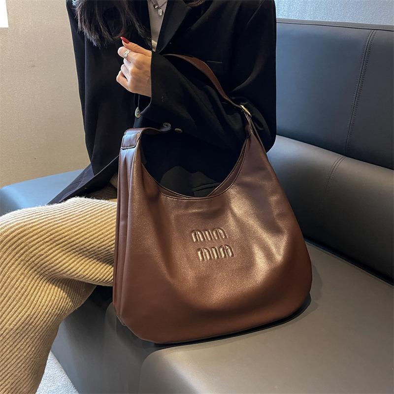 New Retro Underarm Bag Women's Large-capacity Soft Leather Commuter Bag Versatile Fashion Shoulder Bag