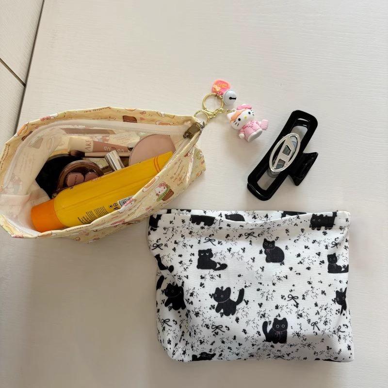 Cartoon Canvas Bag Anime Cosmetic Case Travel Clutch Bag Makeup Pouch Portable Organizer  Handbag