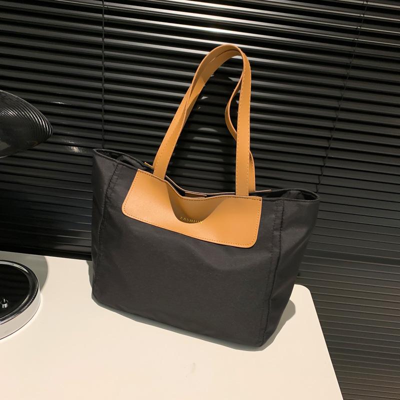 Large capacity fashion casual bag splicing texture handbag 2025 spring new versatile ins tote bag
