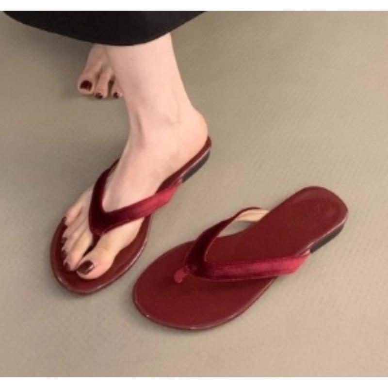 Fashion New Style Fashionable with Candy Color Women's Slips Flip Flops Women's Beach Anti Slip Slips Sandals Beach Slippers Plus Size