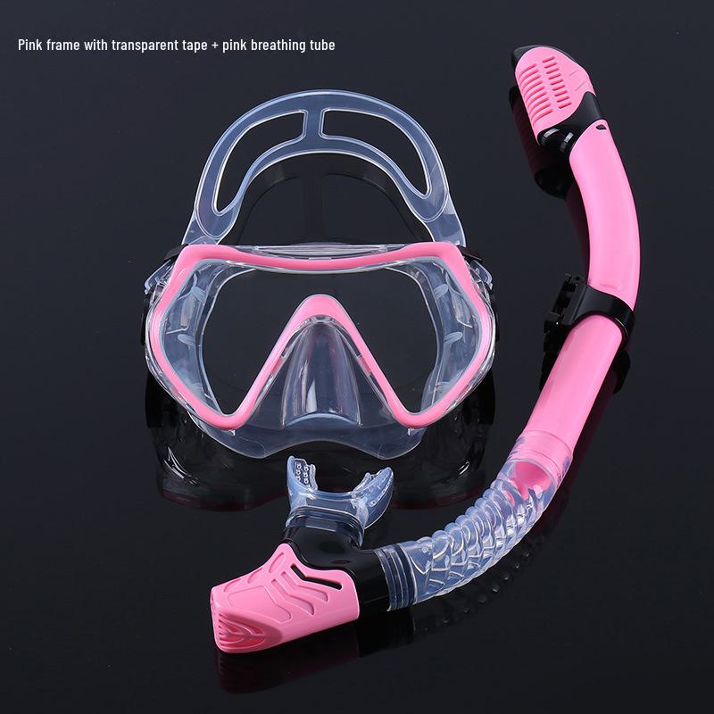 HD Light-transmitting Cross-border Free Diving Goggles with Ultra-wide Field of View and Liquid Silicone Design.