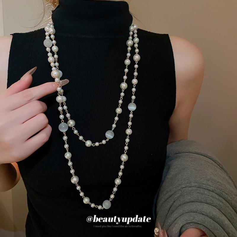 French pearl opal round beaded stacked with crystal necklace court style neck chain light luxury high-end sweater chain