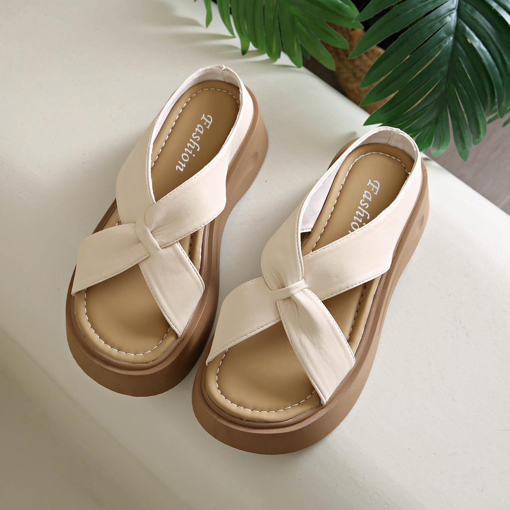 Thick Bottom Heightening Soft Bottom Lightweight Small Bag Head Slippers Women's Outer Wear 2025 Summer New Half Drag Women's Sandals