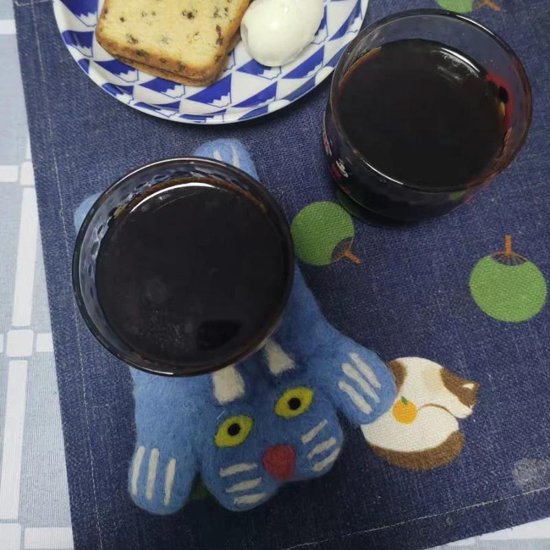 1 ks Podložka pod sklenici Ručně vyrobená Zvířecí prostírání Dekorace na kuchyňský stůl Podložka pod hrnek na kávu Roztomilá Vlněná plsť Vánoční dárek Dekorace na stůl