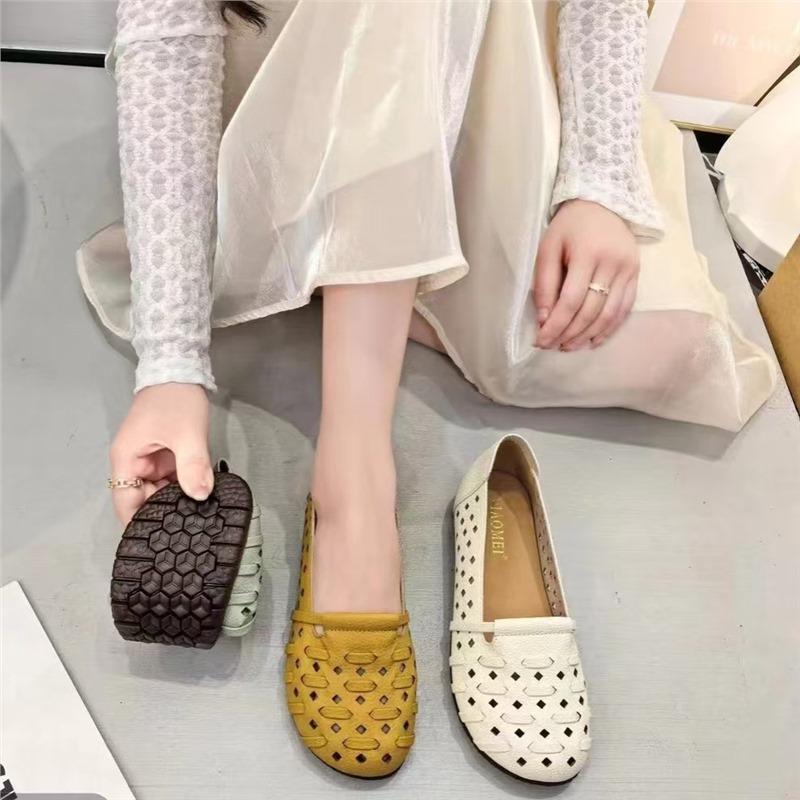2025 summer new hollow hole shoes beef tendon soft sole one pedal casual breathable mother shoes flat single shoes women