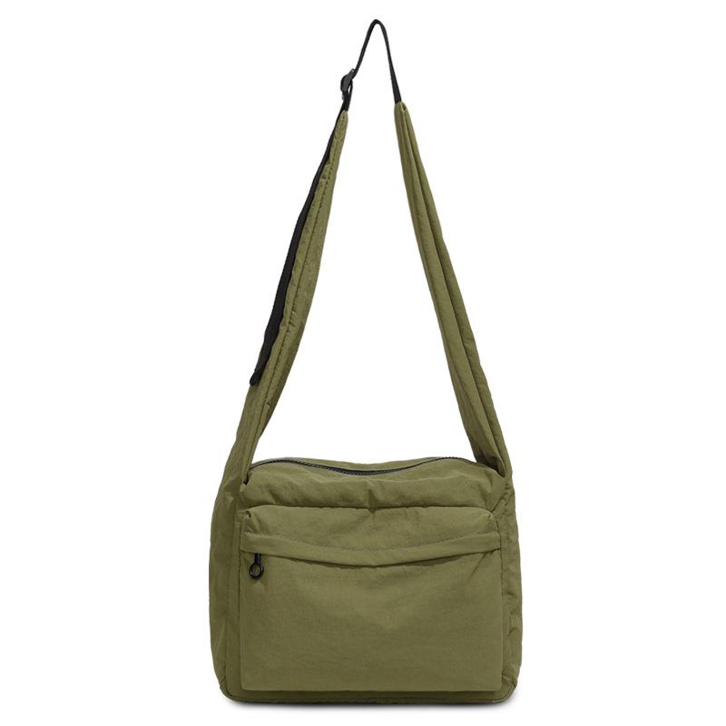 

Japanese simple crossbody bag women s large capacity broadband one-shoulder commuter bag Korean version fashion foreign style student light bag зелёный